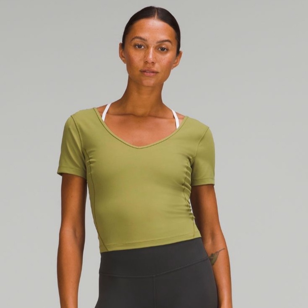 Lululemon Align T-Shirt Size 6